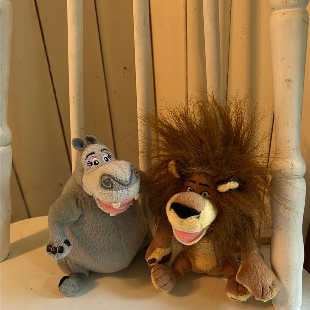 Dreamworks Madagascar Gloria Hippo and Alex the lion, 2005, plush , 7’’